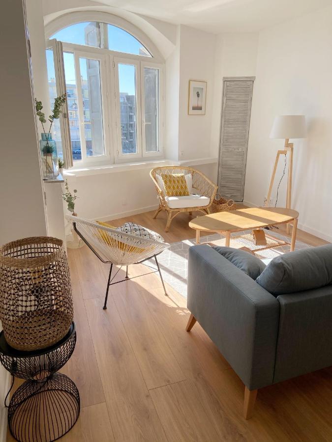 Le Carnet De Et Sa Vue Sur Le Canal Apartment